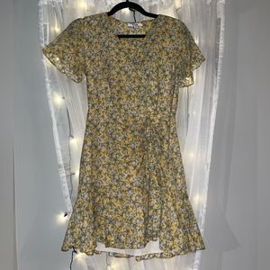 BB Dakota steve madden yellow and green floral wrap dress